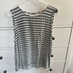 Maurices size XXL navy white sleeveless tank
